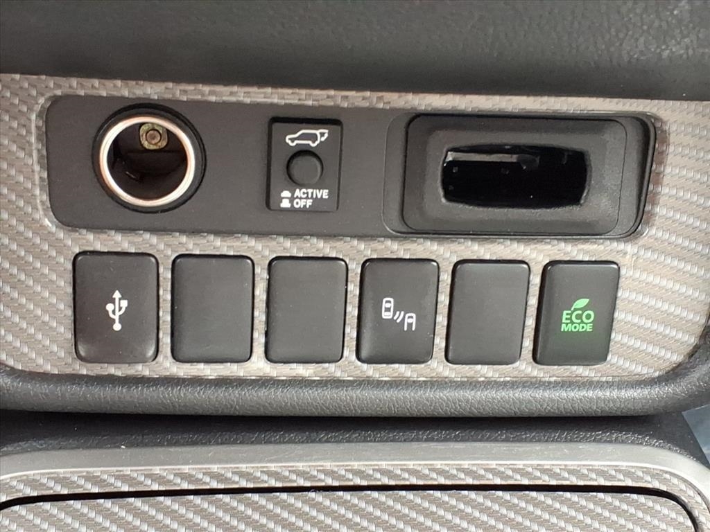 Mitsubishi Outlander PHEV SEL S-AWC 2022