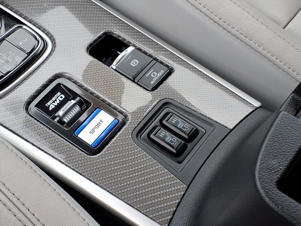 Mitsubishi Outlander PHEV SEL S-AWC 2022