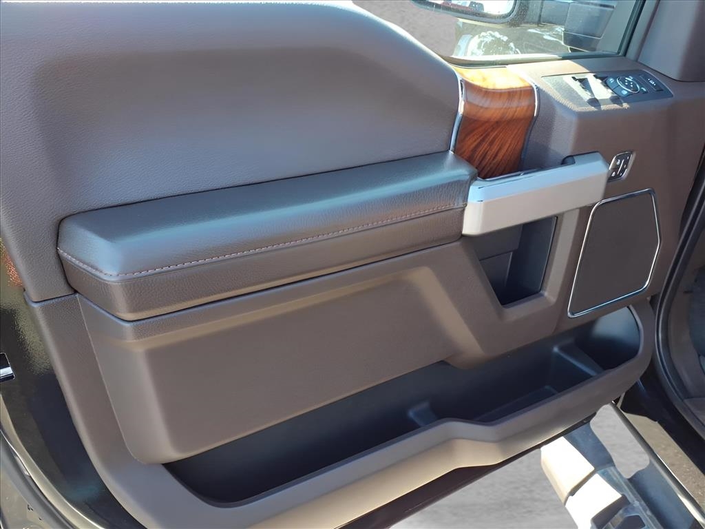 Ford Super Duty F-350 SRW King Ranch 4WD Crew Cab 6.75' Box 2019