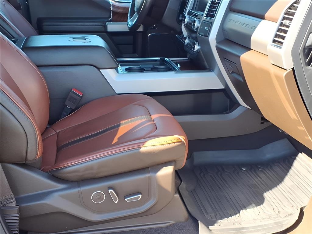 Ford Super Duty F-350 SRW King Ranch 4WD Crew Cab 6.75' Box 2019