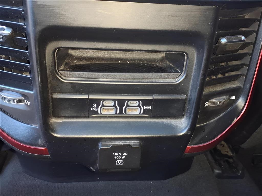 RAM 1500 Rebel 4x4 Crew Cab 5'7" Box 2020