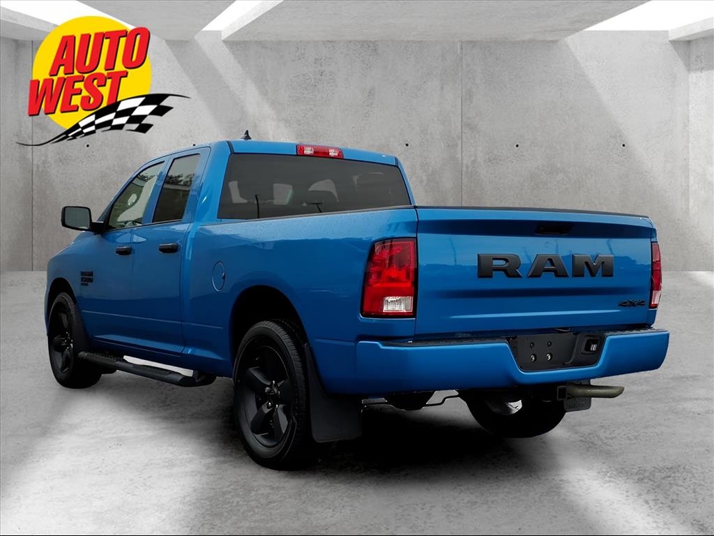 RAM 1500 Classic Express 4x4 Quad Cab 6'4" Box 2021