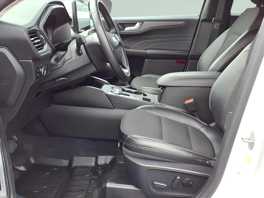 Ford Escape PHEV FWD 2024