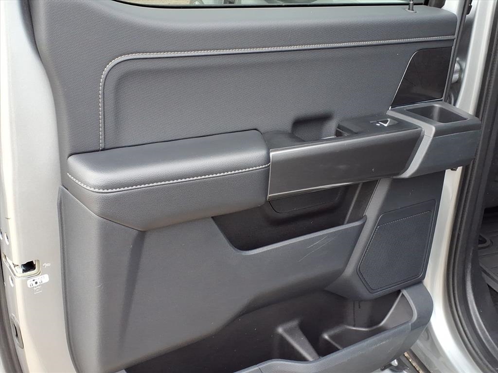Ford F-150 XL 4WD SuperCrew 5.5' Box 2022
