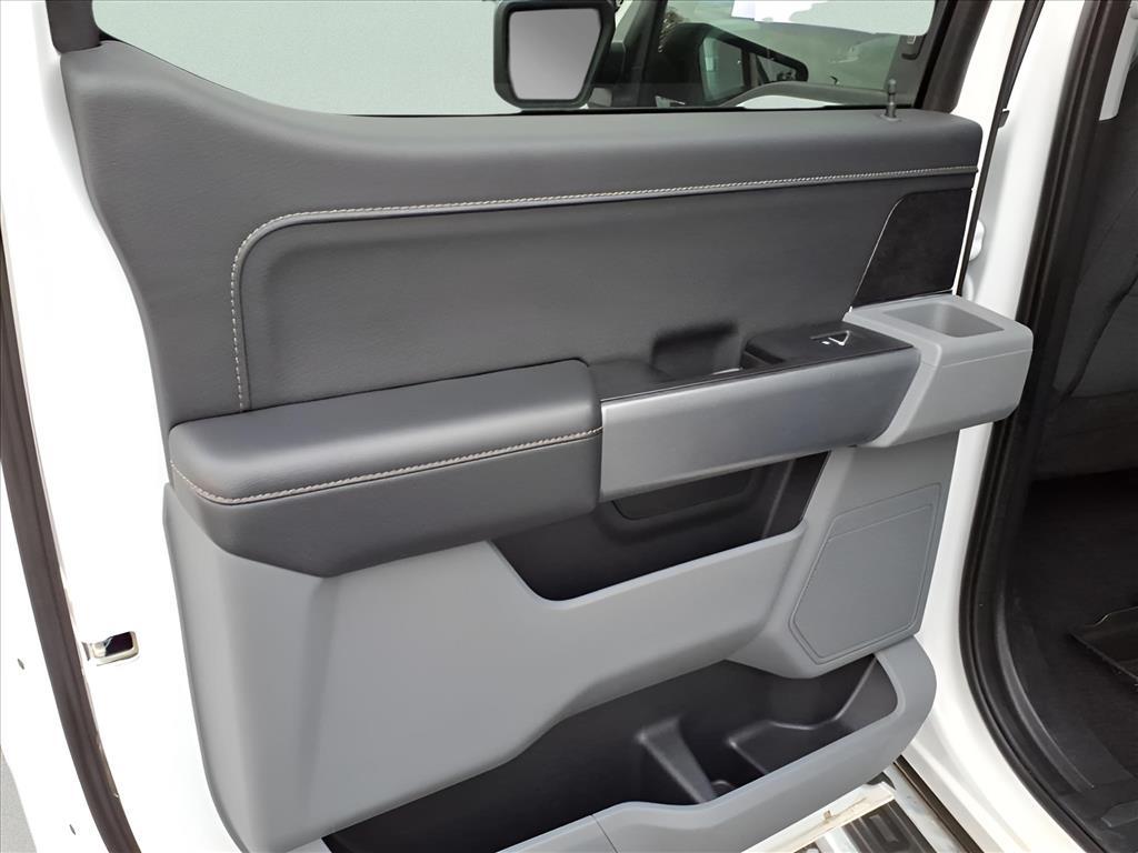Ford F-150 XLT 4WD SuperCrew 5.5' Box 2023