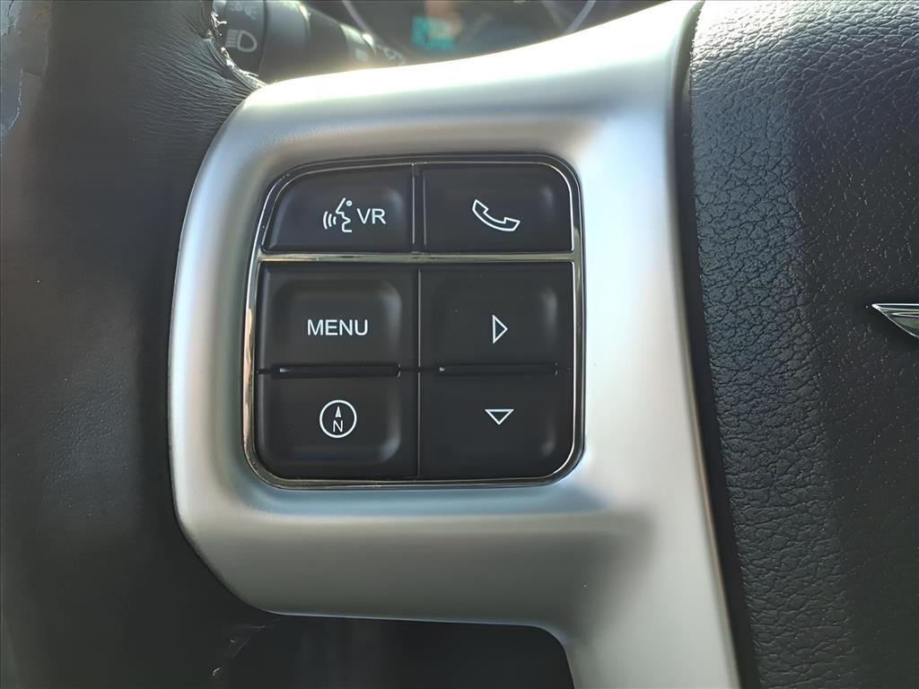 2013 Chrysler 200 Limited - Photo 21
