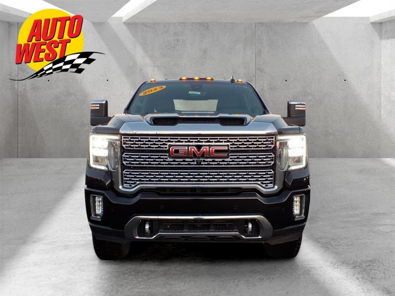 GMC Sierra 2500HD 4WD Crew Cab 172" Denali 2023