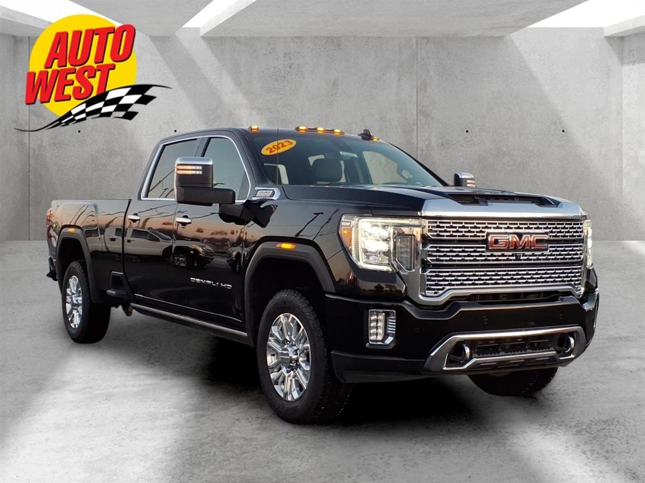 GMC Sierra 2500HD 4WD Crew Cab 172" Denali 2023