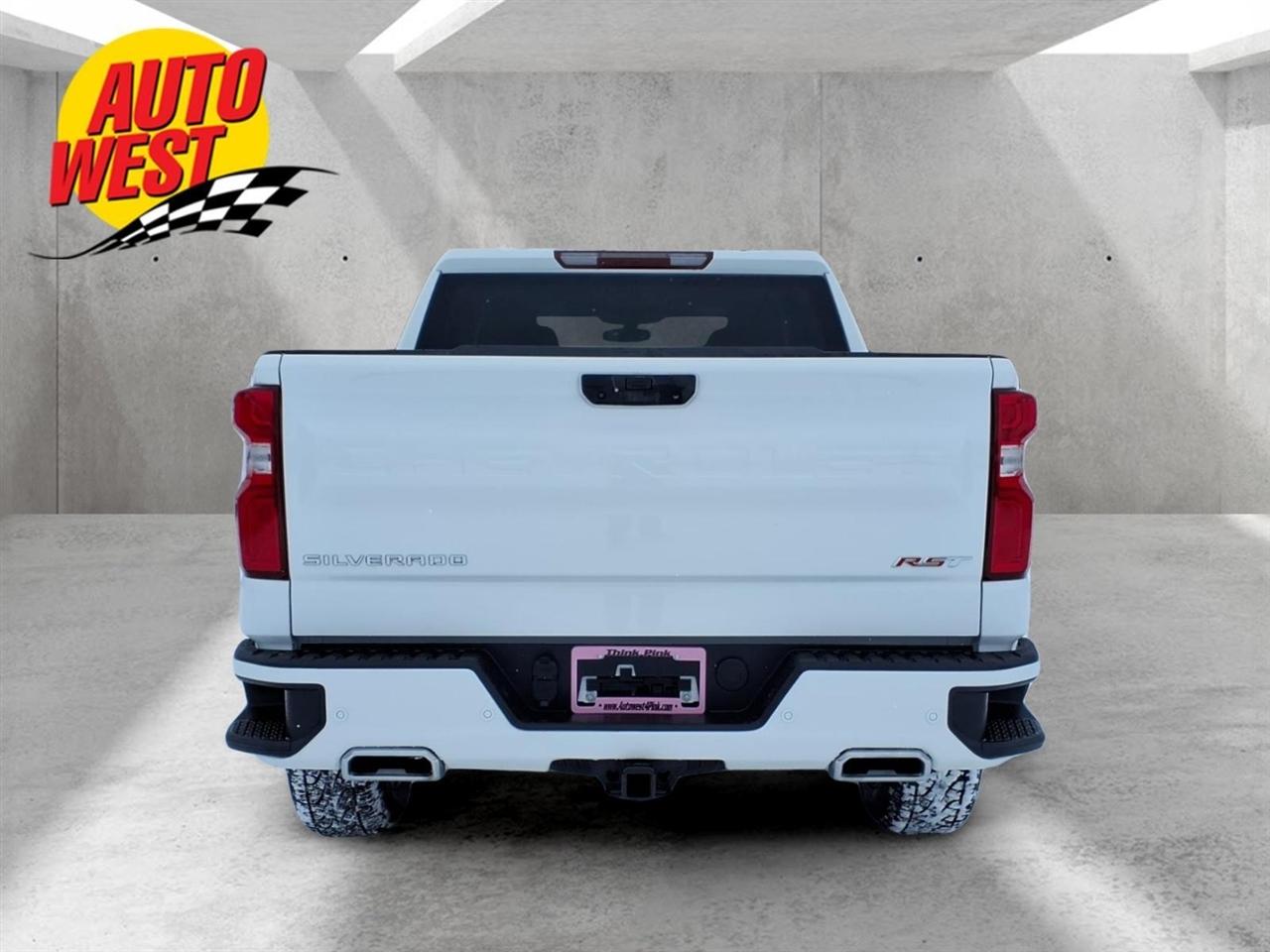 Chevrolet Silverado 1500 LTD 4WD Crew Cab 147" RST 2022