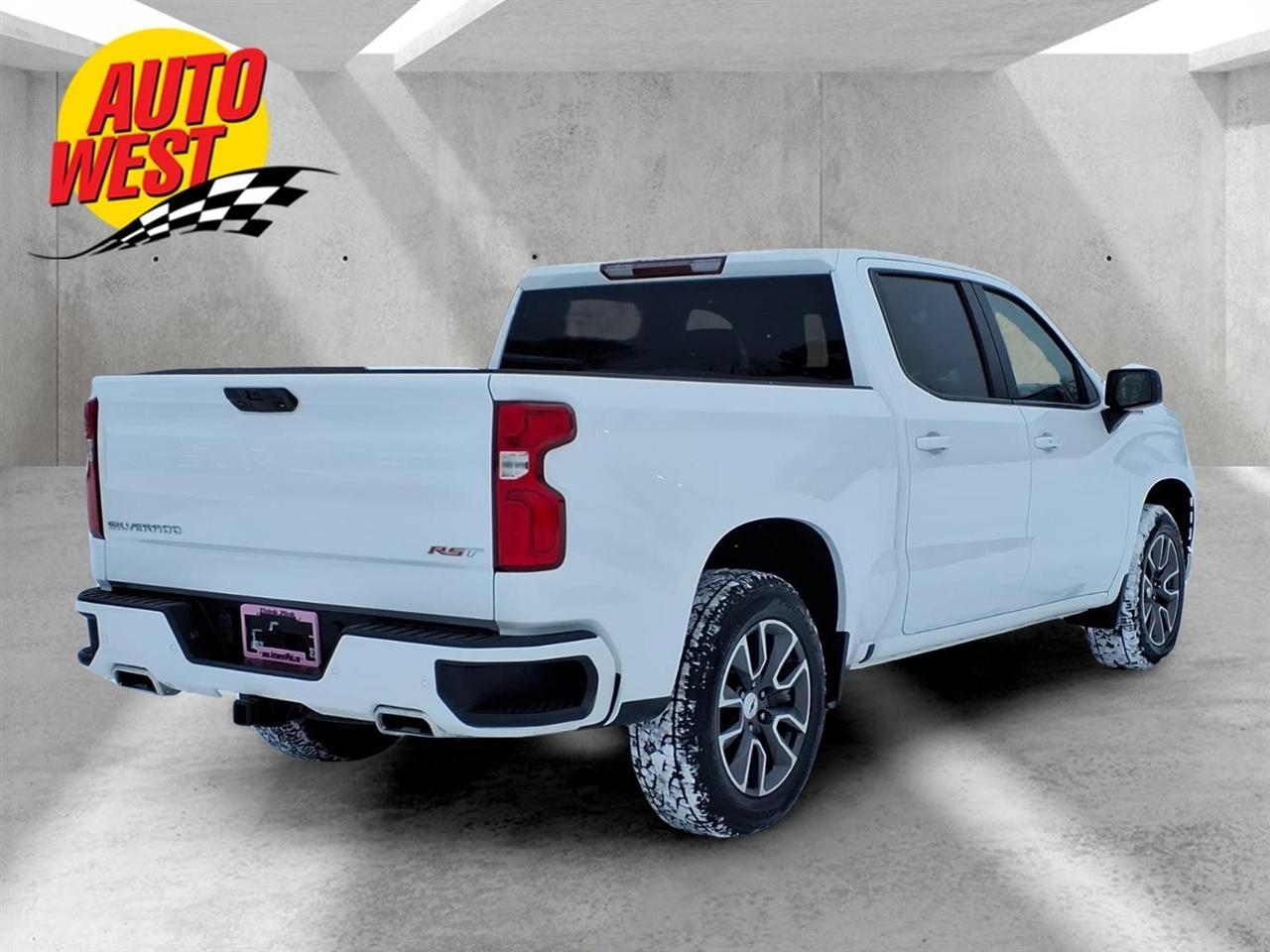 Chevrolet Silverado 1500 LTD 4WD Crew Cab 147" RST 2022