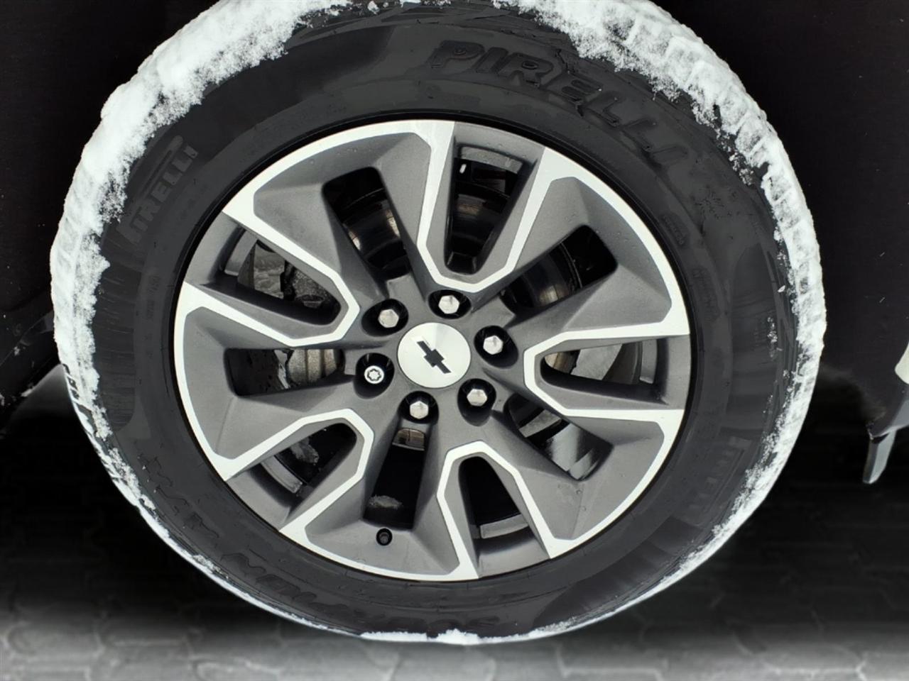 Chevrolet Silverado 1500 LTD 4WD Crew Cab 147" RST 2022
