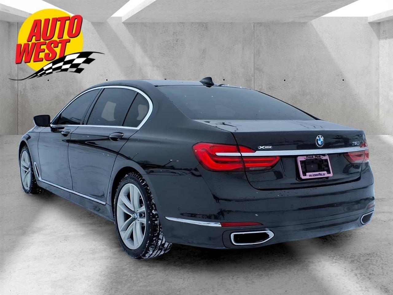 BMW 7 Series 4dr Sdn 750i xDrive AWD 2016