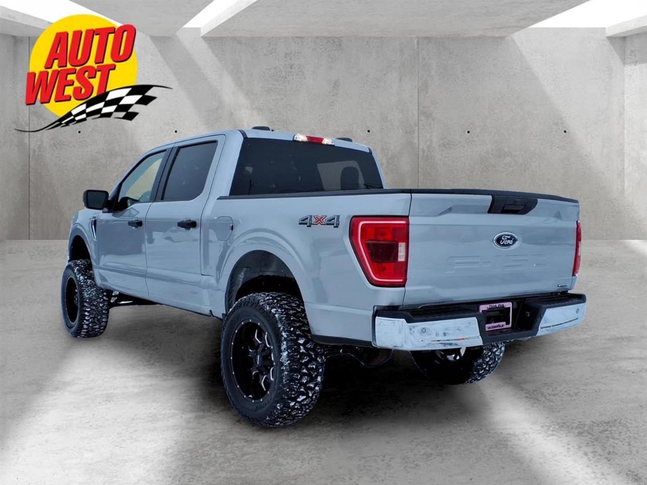 Ford F-150 XLT 4WD SuperCrew 5.5' Box 2023