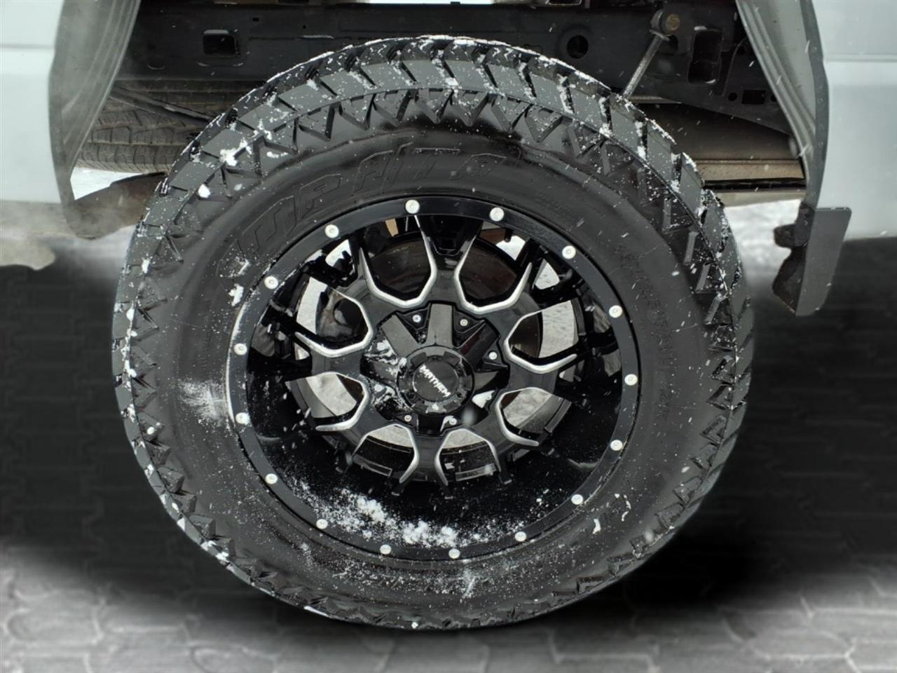 Ford F-150 XLT 4WD SuperCrew 5.5' Box 2023