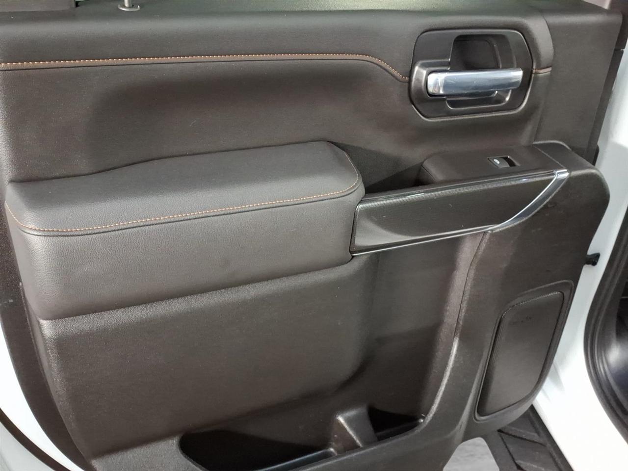 GMC Sierra 2500HD 4WD Crew Cab 159" AT4 2021