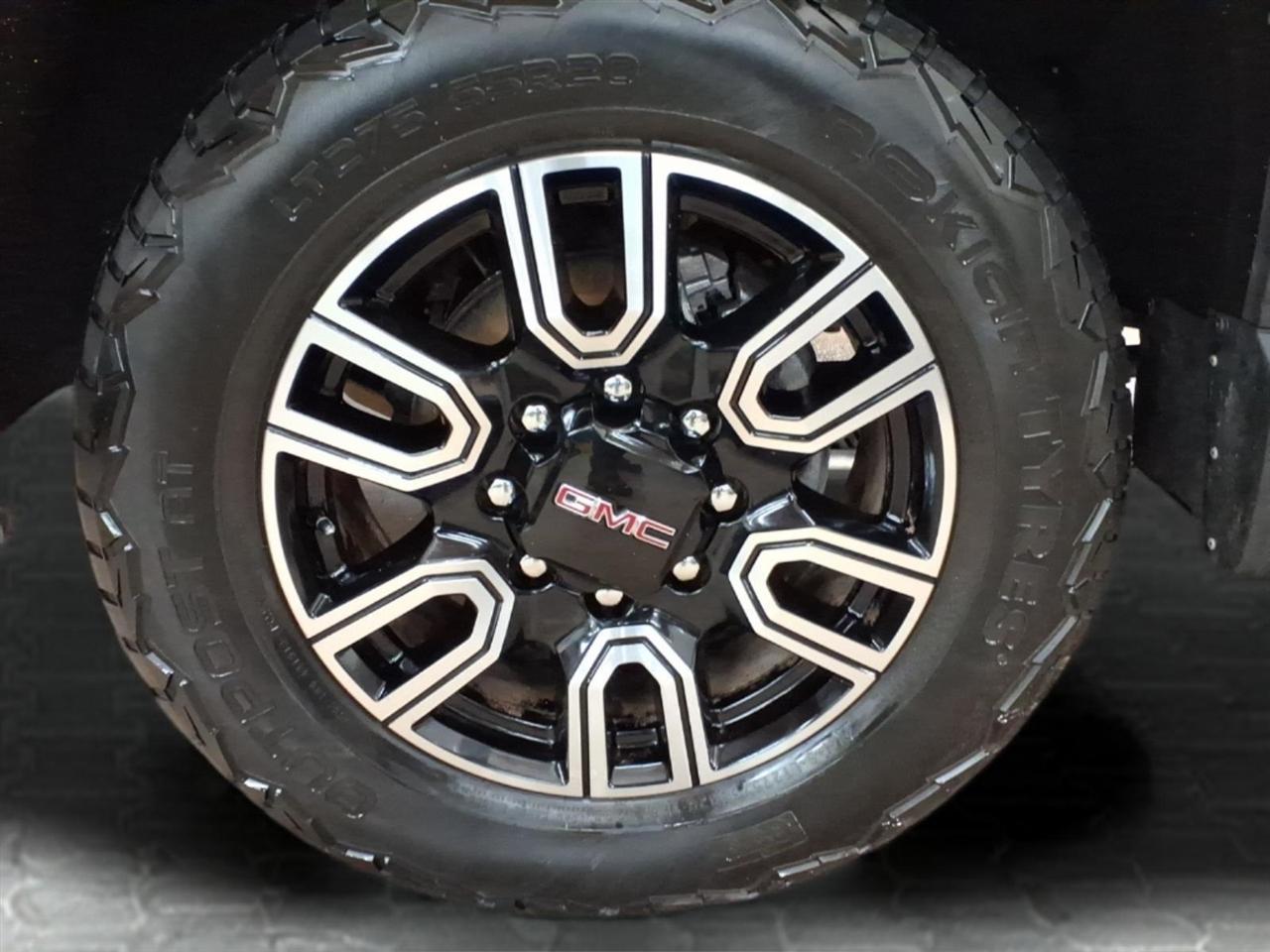 GMC Sierra 2500HD 4WD Crew Cab 159" AT4 2021