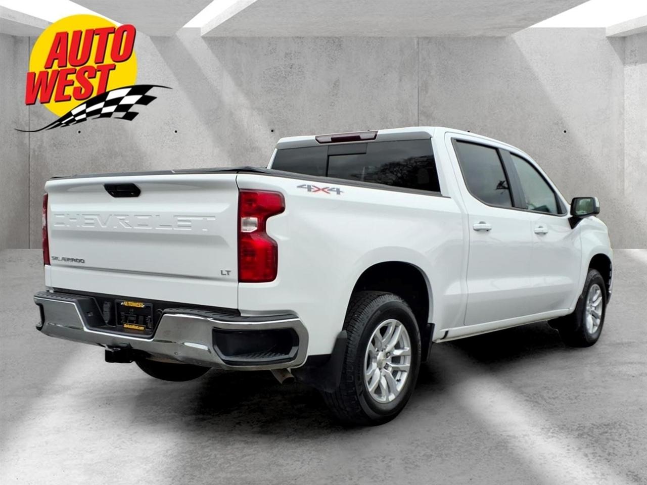 Chevrolet Silverado 1500 4WD Crew Cab 147" LT 2020