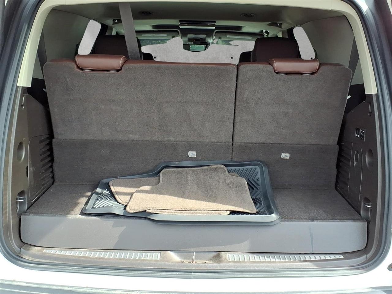 Chevrolet Tahoe 4WD 4dr Premier 2017