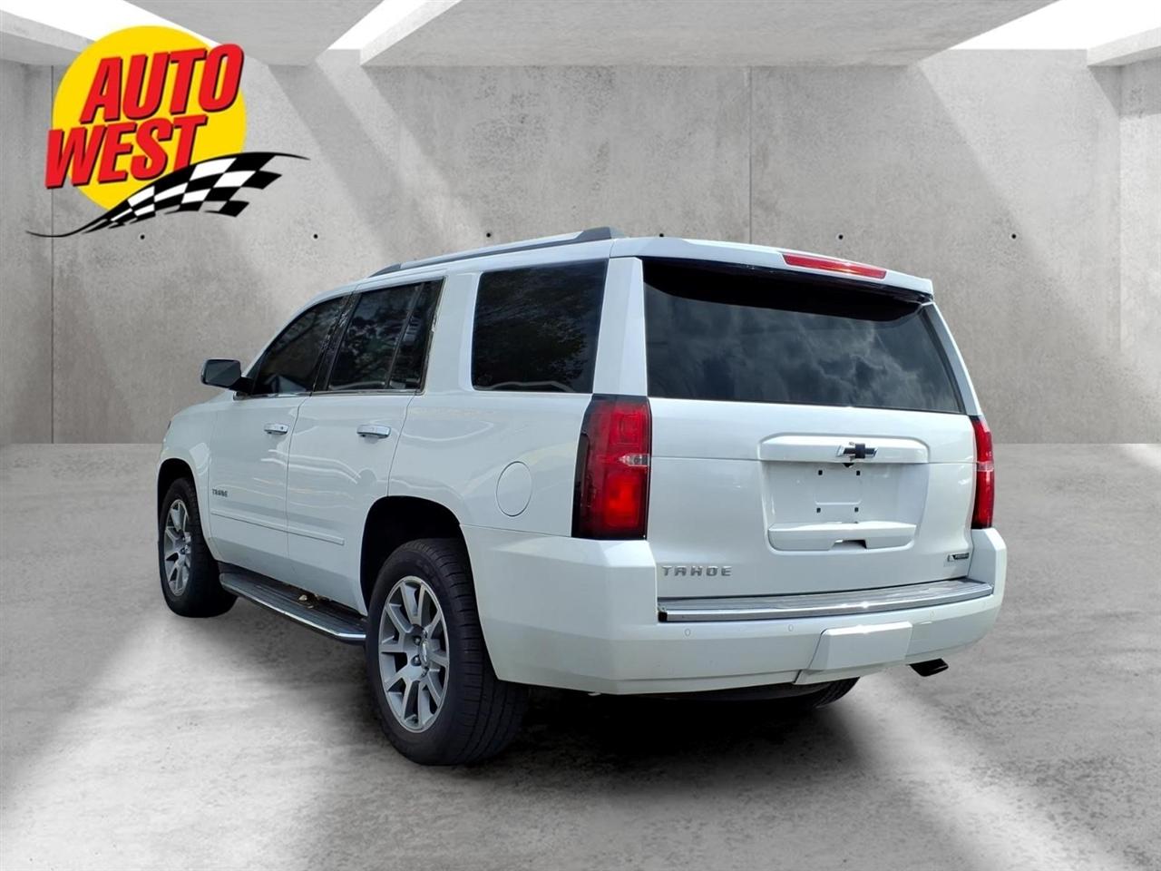 Chevrolet Tahoe 4WD 4dr Premier 2017