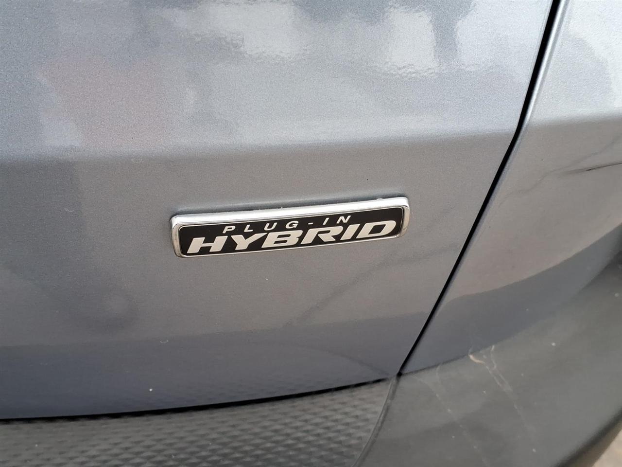 Ford Escape SE Plug-In Hybrid FWD 2022