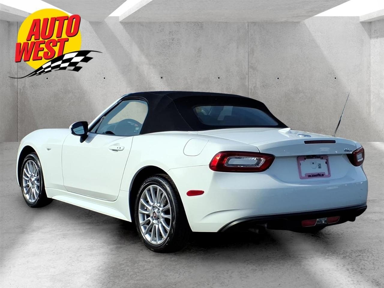 Fiat 124 Spider Classica Convertible 2018