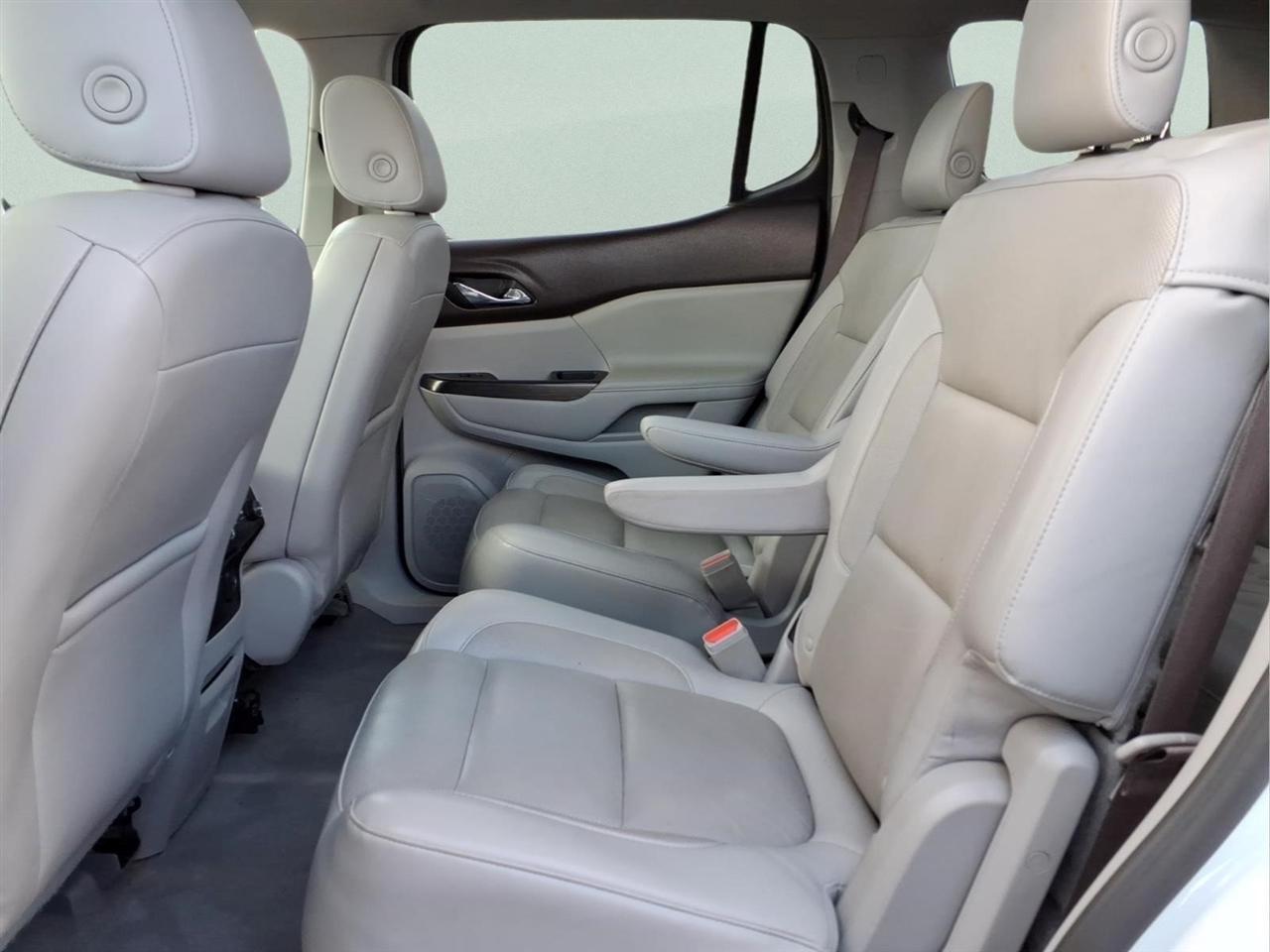 GMC Acadia AWD 4dr SLT w/SLT-1 2017