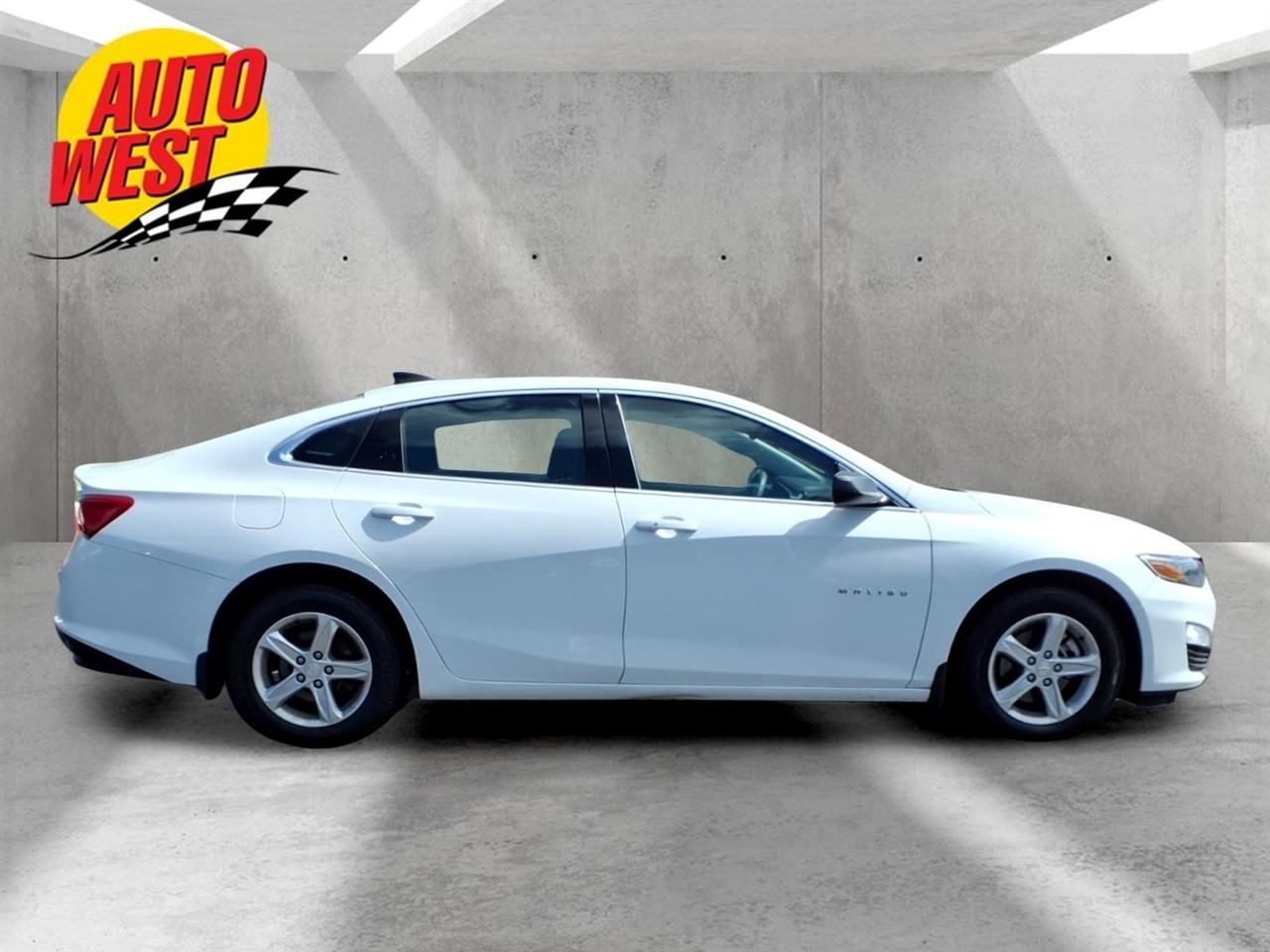 Chevrolet Malibu 4dr Sdn LS w/1FL 2021