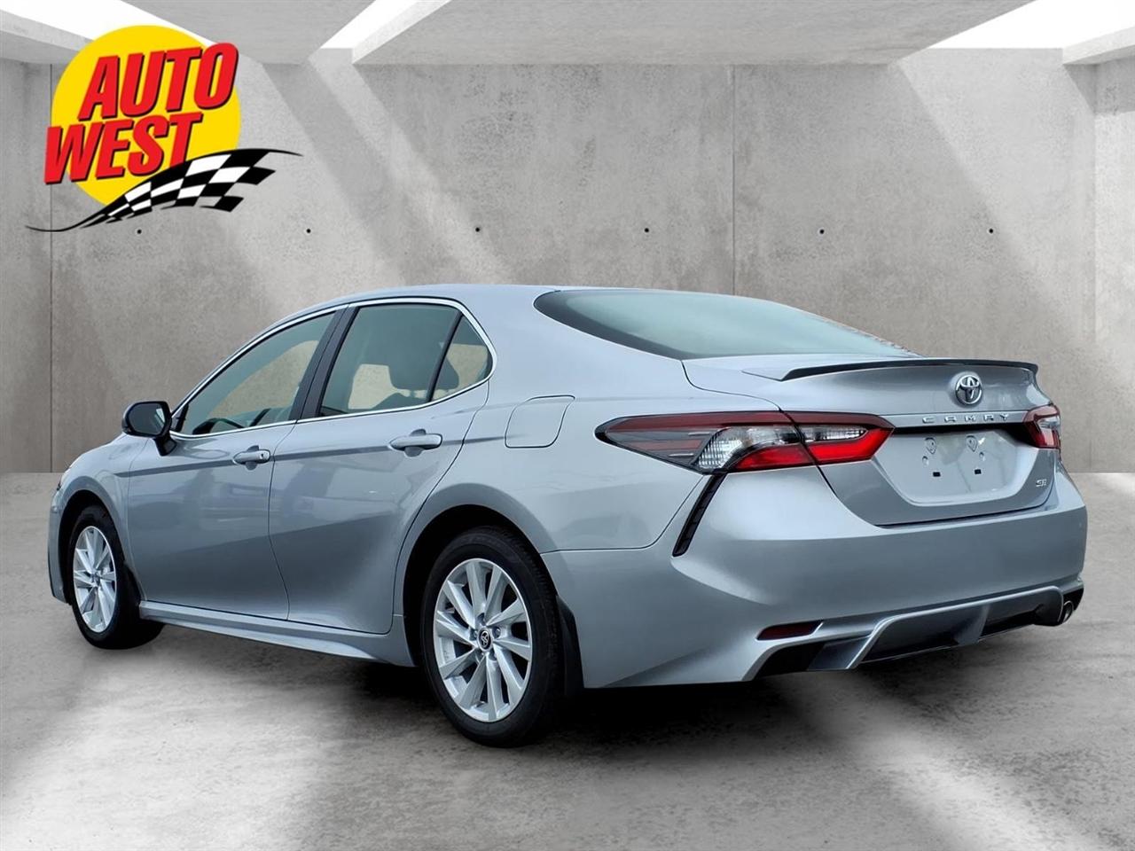 Toyota Camry SE 4D Sedan 2024