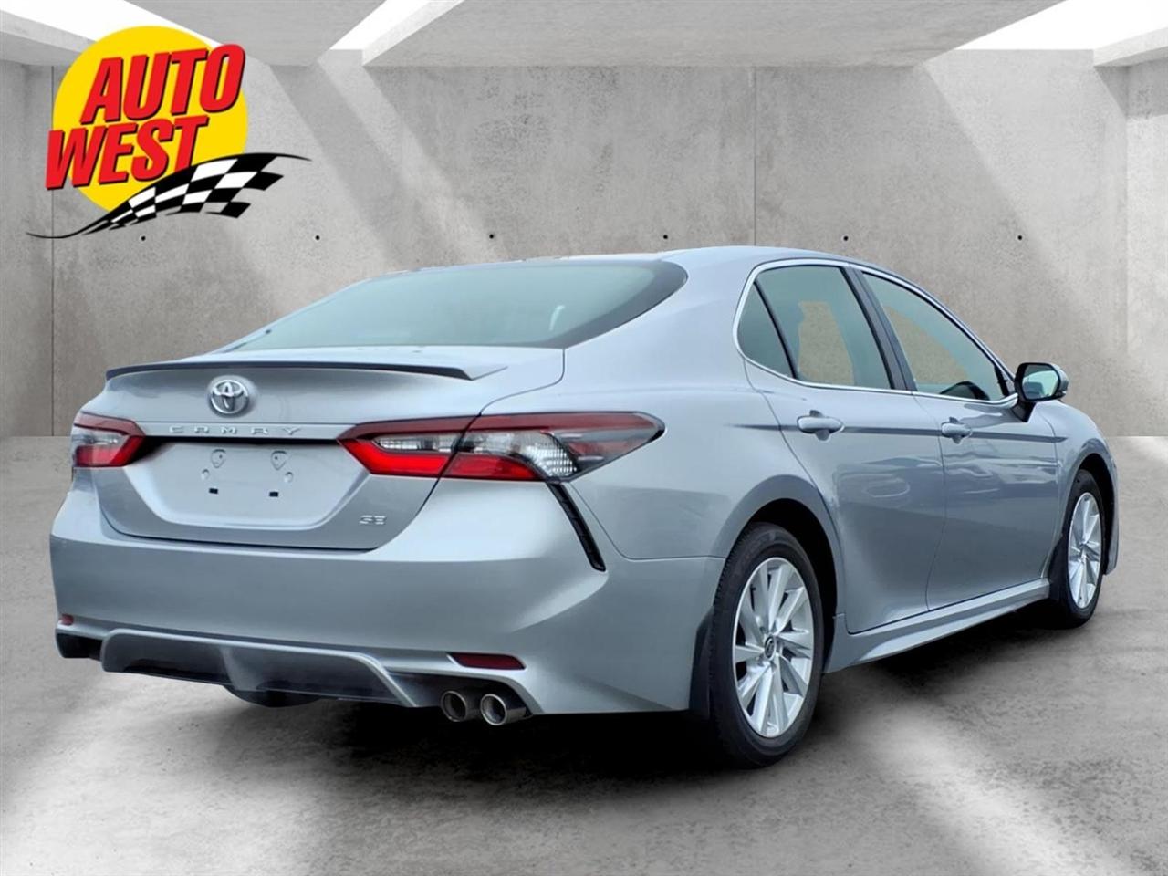 Toyota Camry SE 4D Sedan 2024