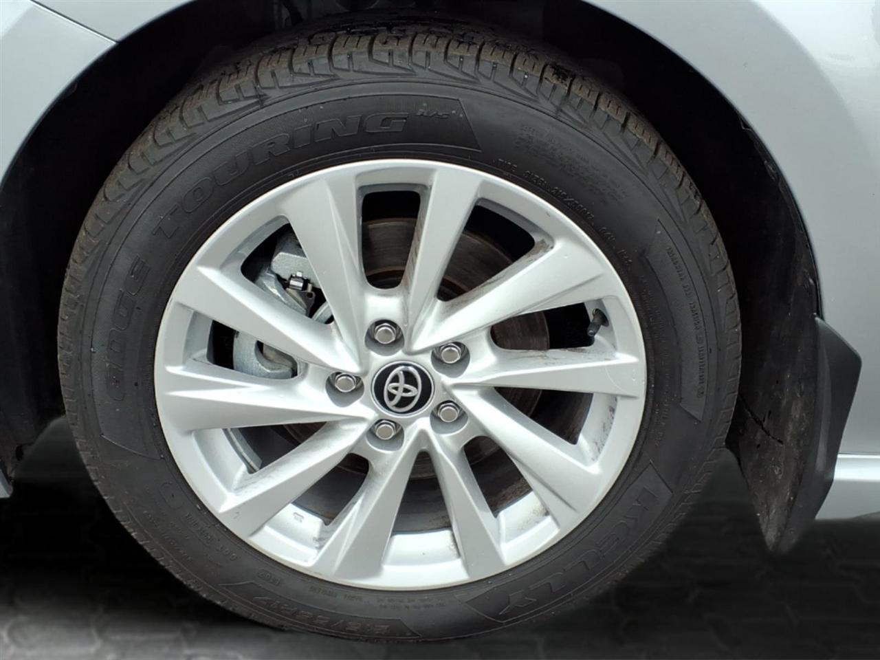 Toyota Camry SE 4D Sedan 2024