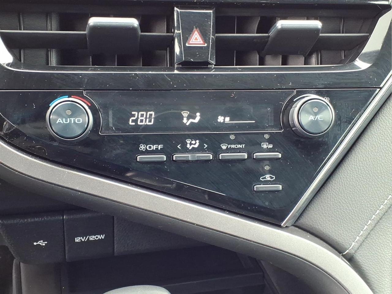 Toyota Camry SE 4D Sedan 2024