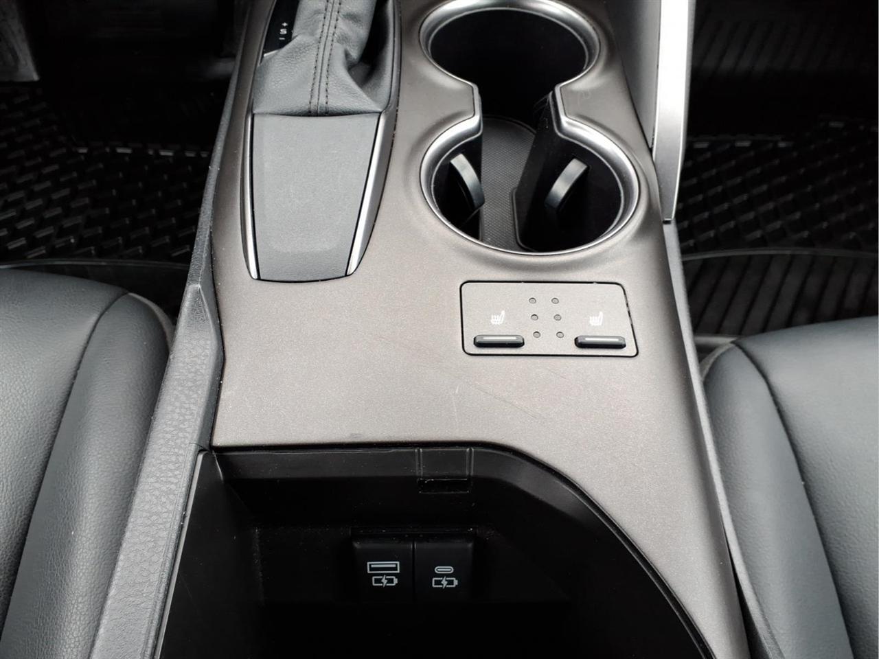 Toyota Camry SE 4D Sedan 2024