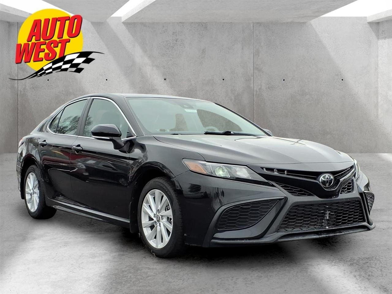 Toyota Camry SE 4D Sedan 2024