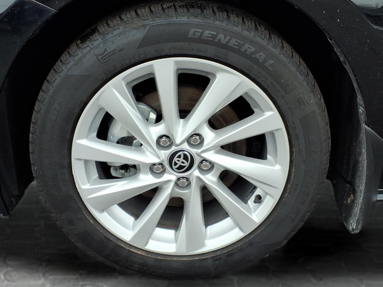 Toyota Camry SE 4D Sedan 2024