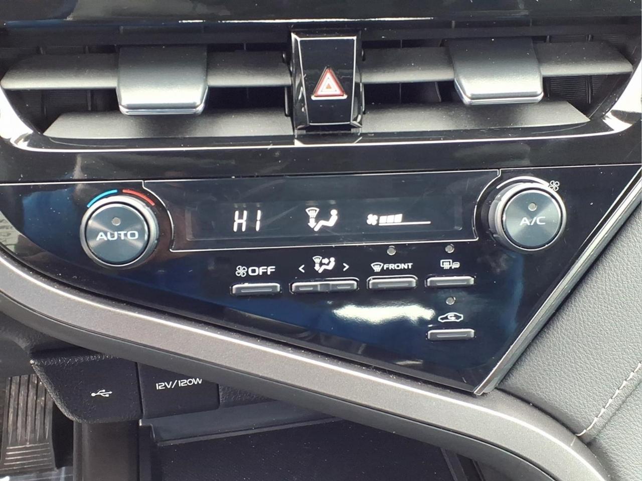 Toyota Camry SE 4D Sedan 2024