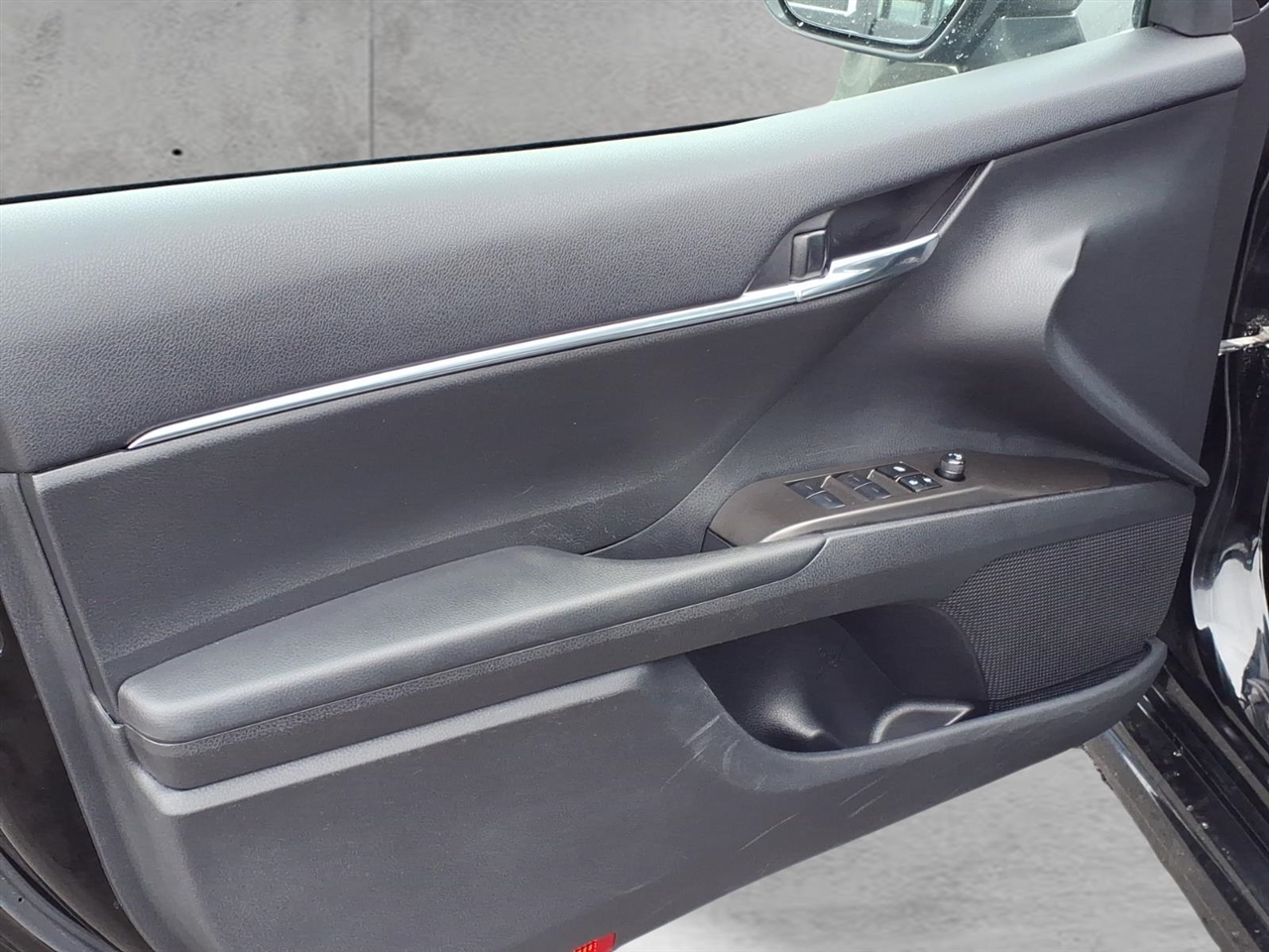Toyota Camry SE 4D Sedan 2024