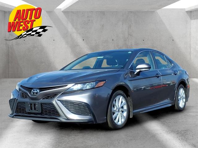 Gray 2024 Toyota Camry SE FWD Sedan Front-Wheel Drive Automatic
