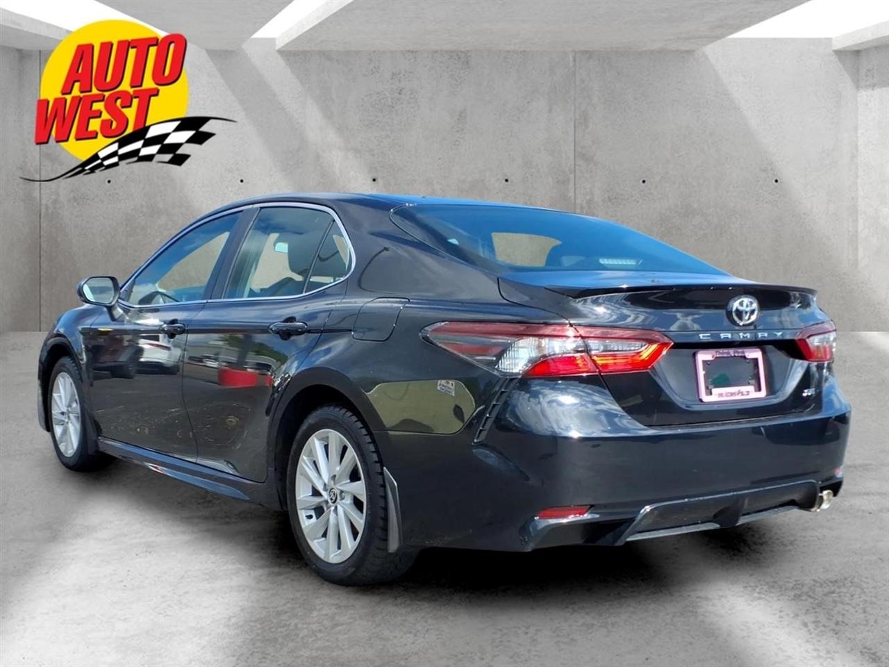 Toyota Camry SE 4D Sedan 2024