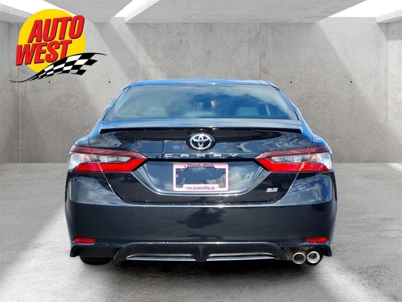 Toyota Camry SE 4D Sedan 2024