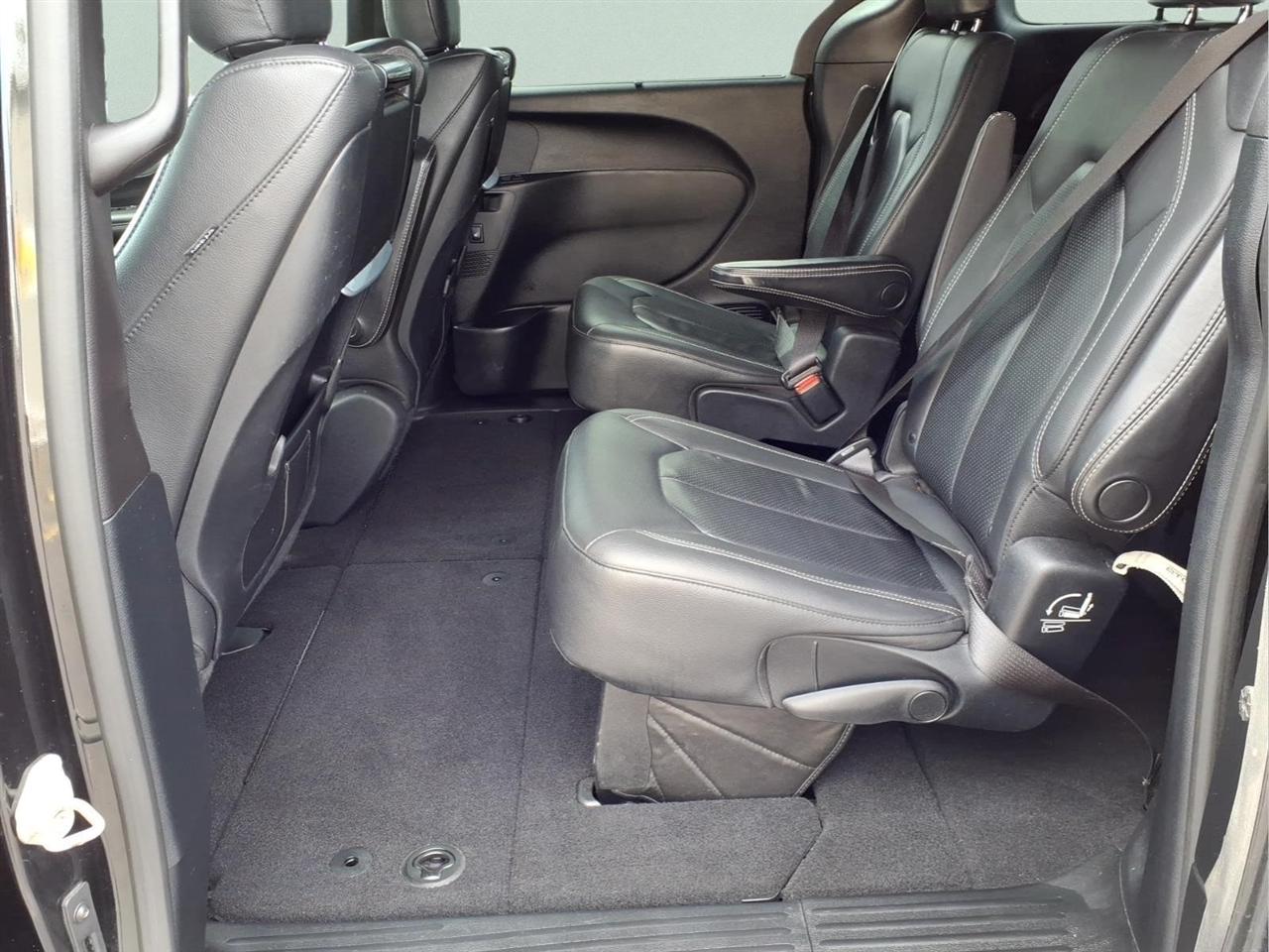 Chrysler Pacifica Touring L Plus FWD 2020
