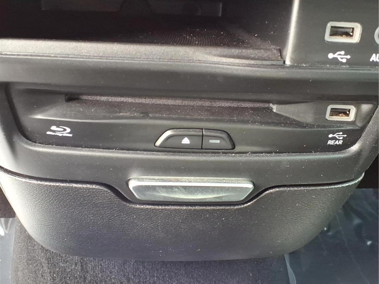 Chrysler Pacifica Touring L Plus FWD 2020