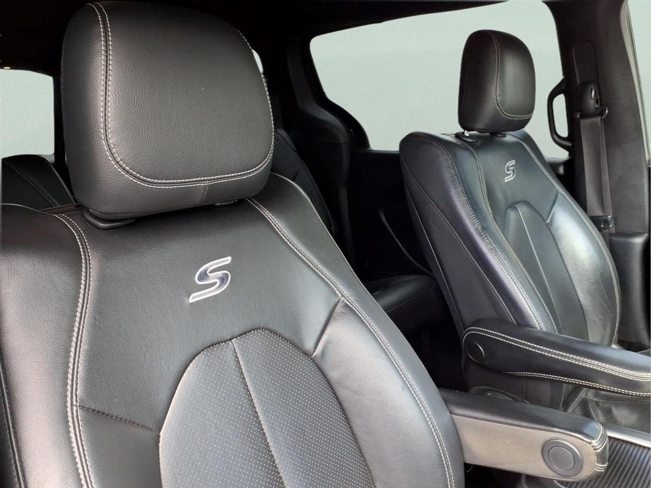 Chrysler Pacifica Touring L Plus FWD 2020