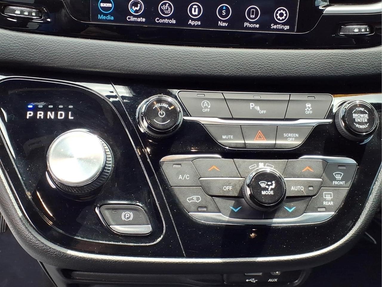 Chrysler Pacifica Touring L Plus FWD 2020