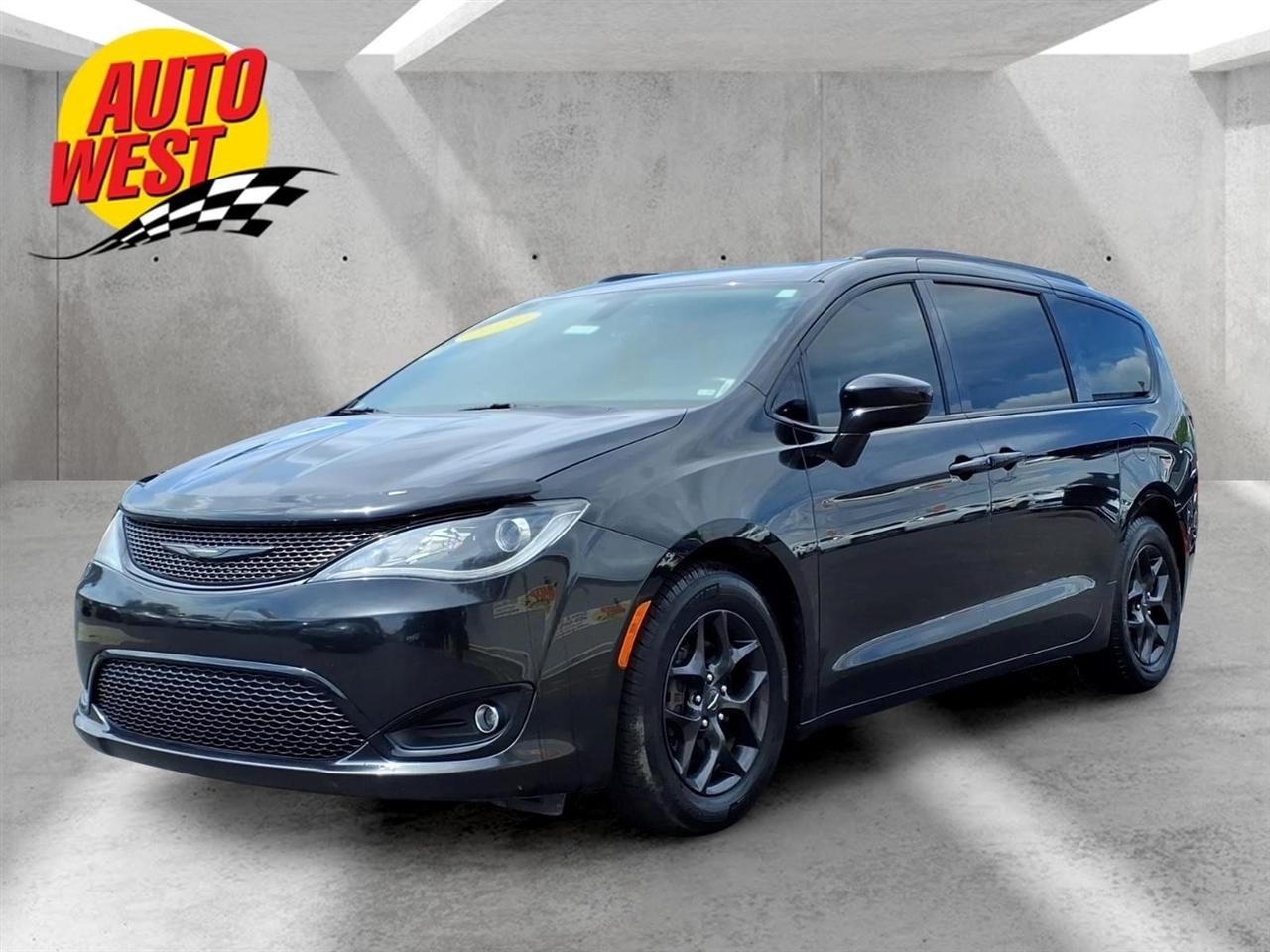 2020 Chrysler Pacifica Touring L Plus FWD