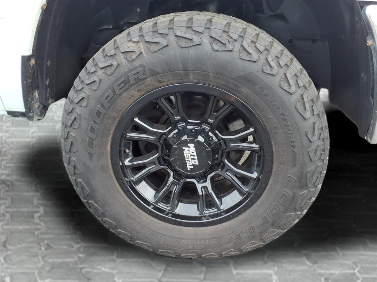 Dodge 2500 4WD Reg Cab 140.5" ST 2012