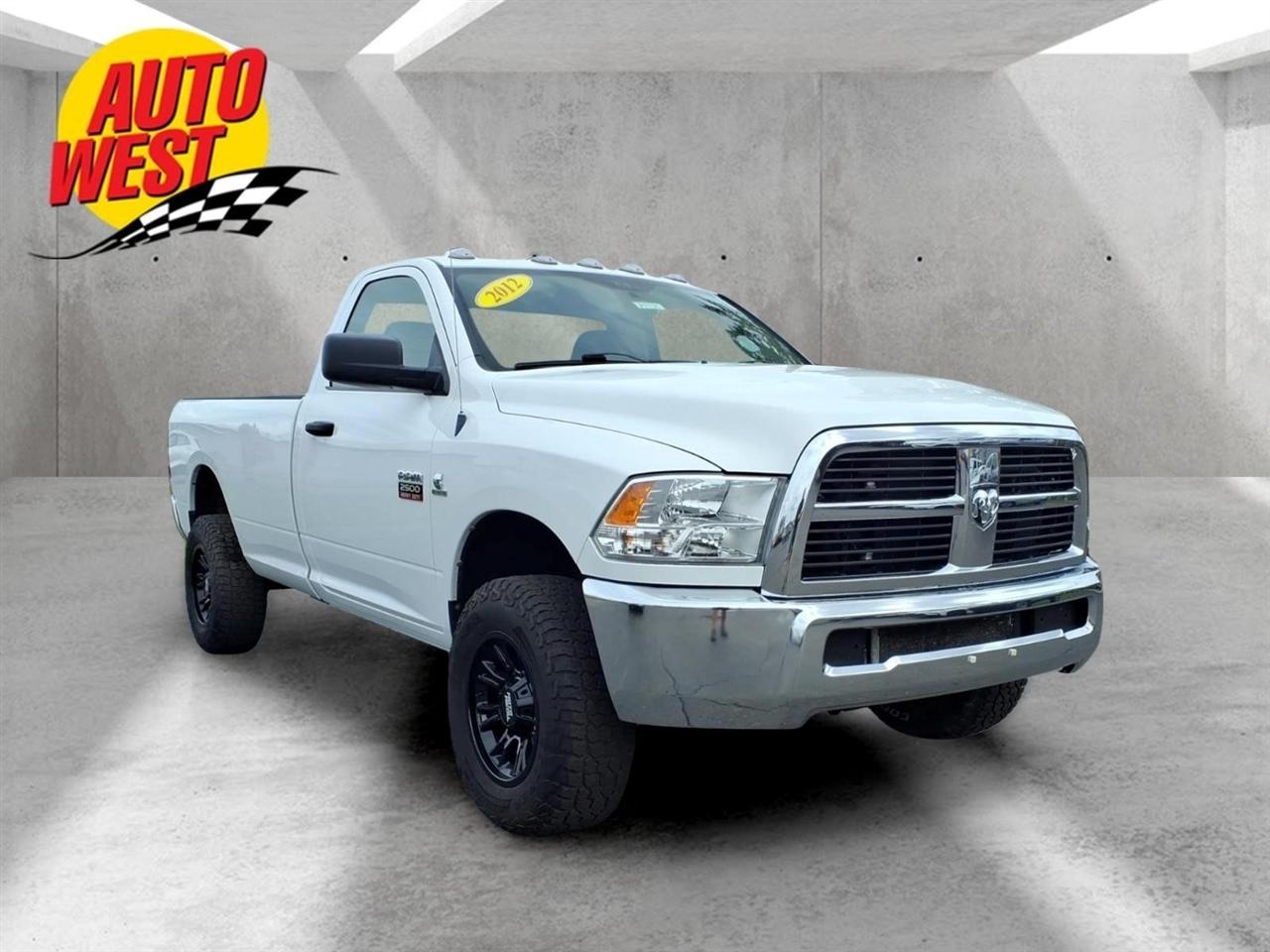 Dodge 2500 4WD Reg Cab 140.5" ST 2012