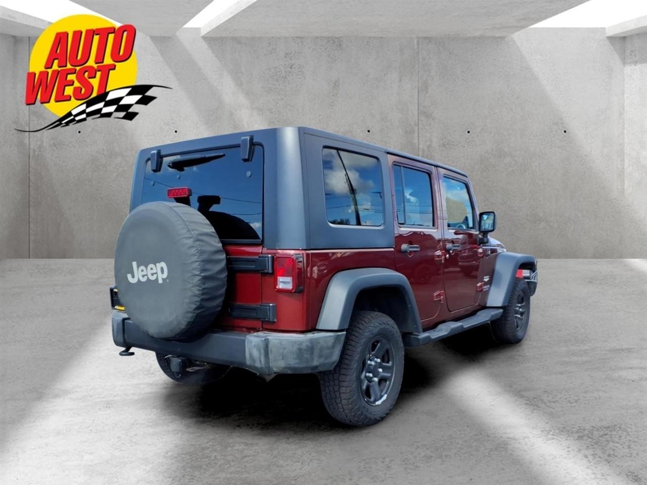 Jeep Wrangler Unlimited 4WD 4dr Sahara 2010