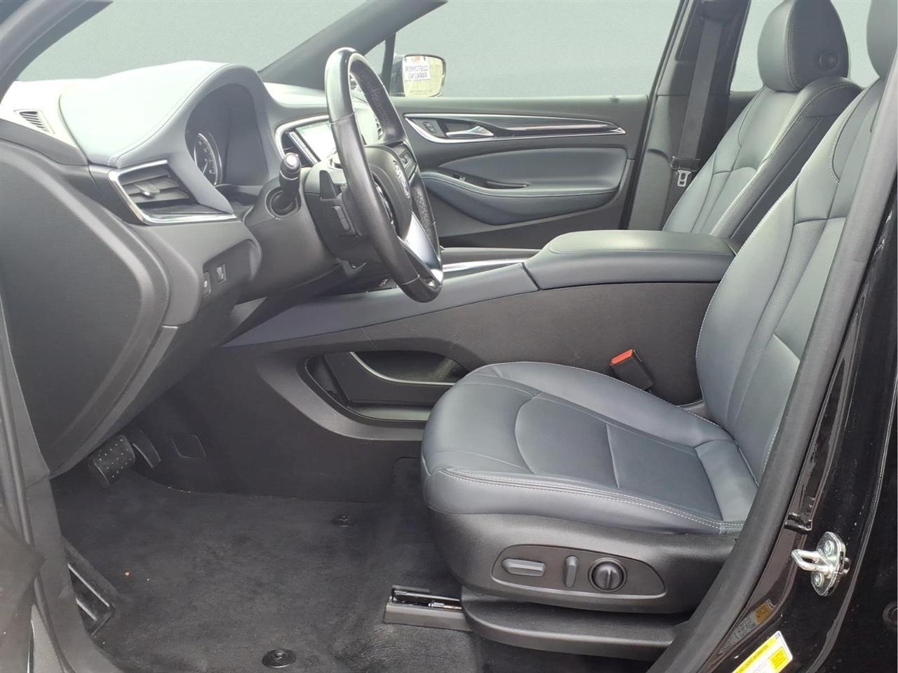 Buick Enclave FWD 4dr Essence 2022