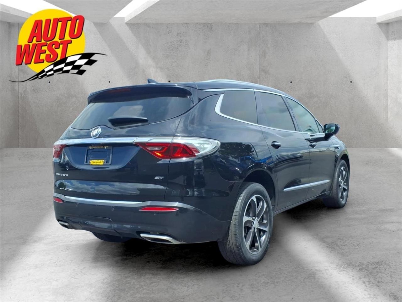 Buick Enclave FWD 4dr Essence 2022