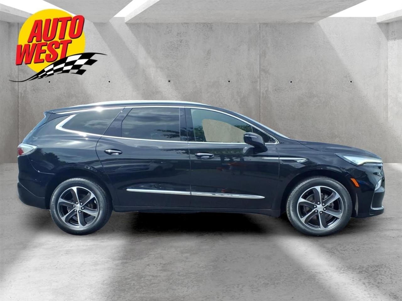 Buick Enclave FWD 4dr Essence 2022